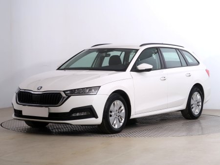 Škoda Octavia, 2021 - pohled č. 3