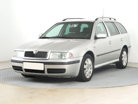 Škoda Octavia, 2004 - pohled č. 3