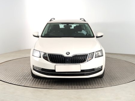 Škoda Octavia, 2019 - pohled č. 2