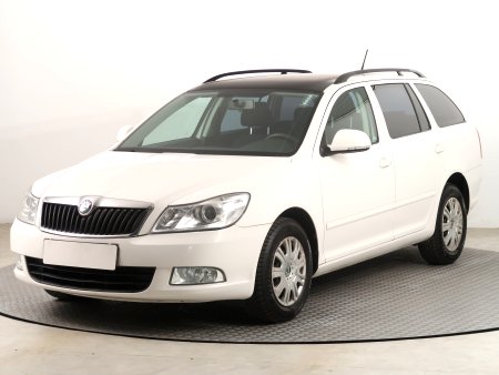 Škoda Octavia, 2011 - pohled č. 3