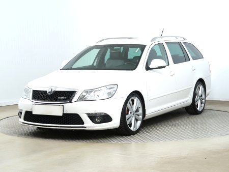 Škoda Octavia, 2011 - pohled č. 3