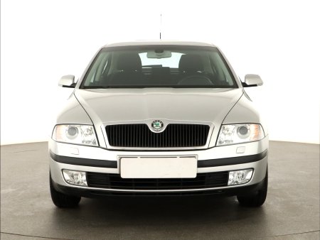 Škoda Octavia, 2004 - pohled č. 2