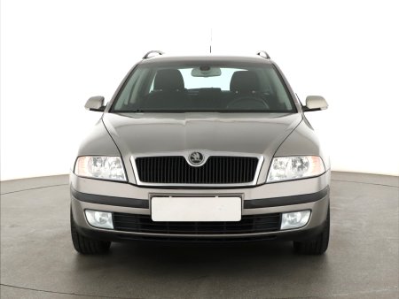 Škoda Octavia, 2008 - pohled č. 2