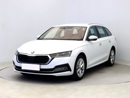 Škoda Octavia, 2023 - pohled č. 3