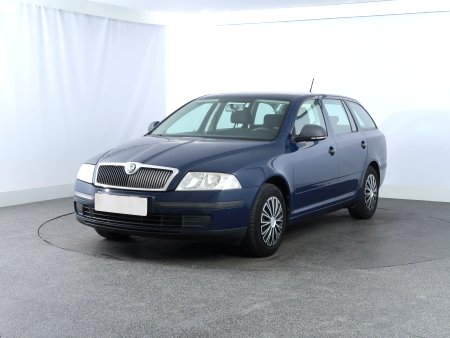 Škoda Octavia, 2012 - pohled č. 3