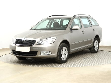 Škoda Octavia, 2010 - pohled č. 3