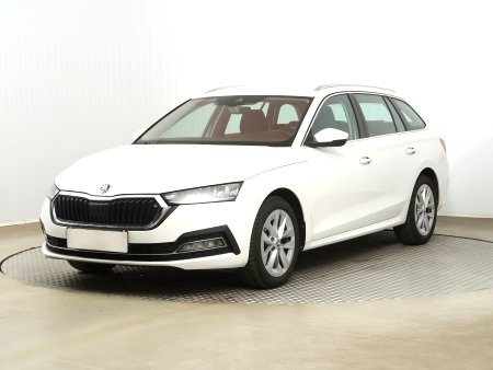 Škoda Octavia, 2023 - pohled č. 3