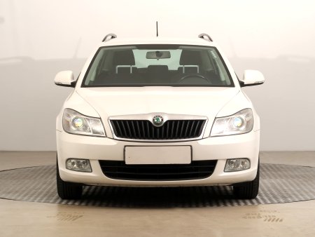 Škoda Octavia, 2012 - pohled č. 2
