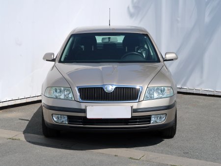 Škoda Octavia, 2006 - pohled č. 2