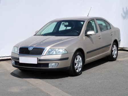 Škoda Octavia, 2006 - pohled č. 3