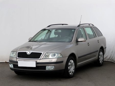 Škoda Octavia, 2006 - pohled č. 3