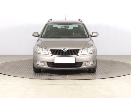 Škoda Octavia, 2012 - pohled č. 2