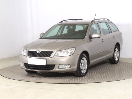 Škoda Octavia, 2012 - pohled č. 3