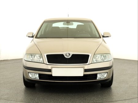 Škoda Octavia, 2005 - pohled č. 2