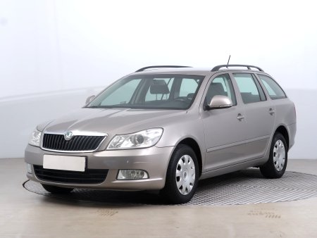 Škoda Octavia, 2012 - pohled č. 3