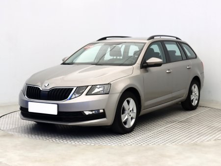 Škoda Octavia, 2019 - pohled č. 3