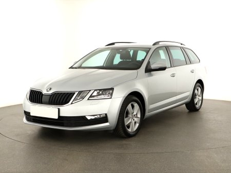 Škoda Octavia, 2018 - pohled č. 3
