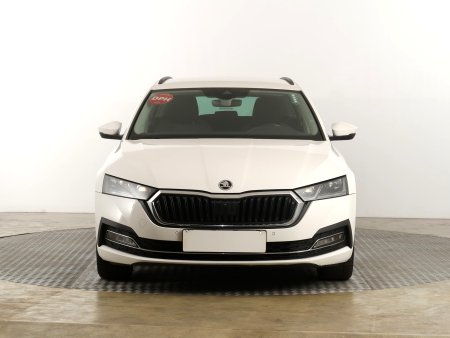 Škoda Octavia, 2021 - pohled č. 2
