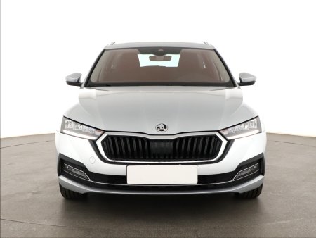 Škoda Octavia, 2021 - pohled č. 2