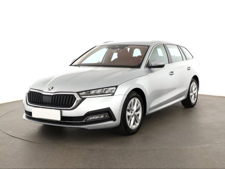 Škoda Octavia, 2021 - pohled č. 3