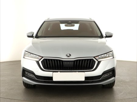 Škoda Octavia, 2021 - pohled č. 2