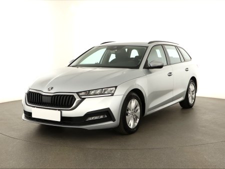 Škoda Octavia, 2021 - pohled č. 3