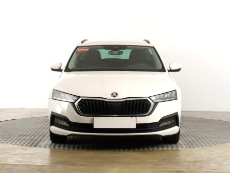 Škoda Octavia, 2021 - pohled č. 2