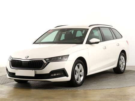 Škoda Octavia, 2021 - pohled č. 3