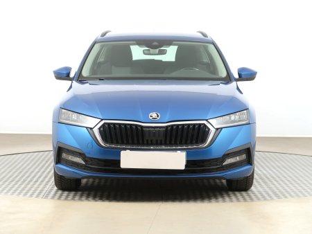 Škoda Octavia, 2021 - pohled č. 2