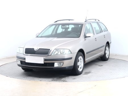 Škoda Octavia, 2006 - pohled č. 3