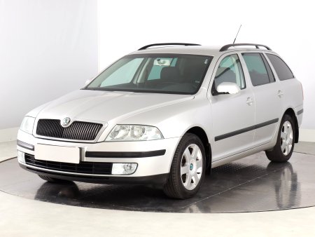 Škoda Octavia, 2006 - pohled č. 3