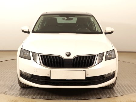 Škoda Octavia, 2019 - pohled č. 2