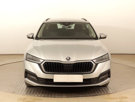 Škoda Octavia, 2021 - pohled č. 2