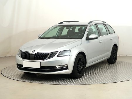 Škoda Octavia, 2018 - pohled č. 3