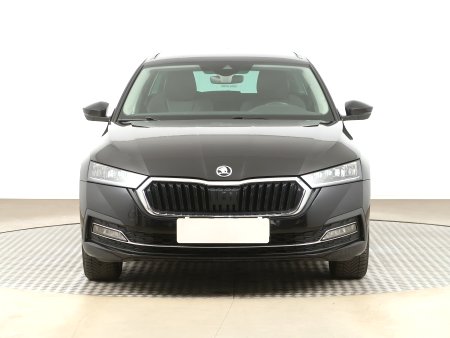 Škoda Octavia, 2021 - pohled č. 2