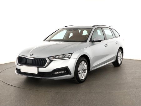 Škoda Octavia, 2022 - pohled č. 3
