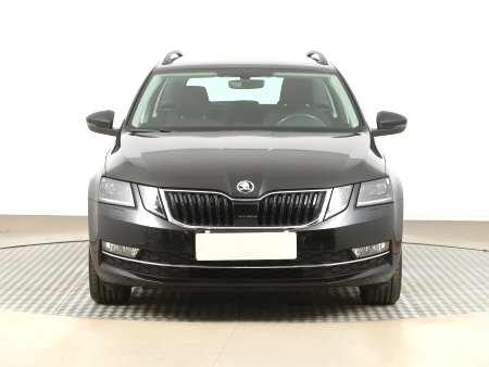 Škoda Octavia, 2019 - pohled č. 2