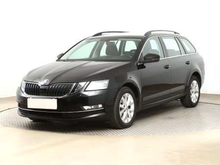Škoda Octavia, 2019 - pohled č. 3