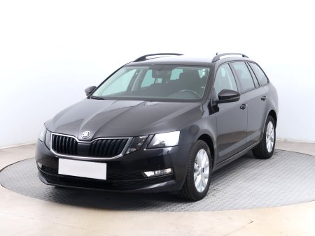 Škoda Octavia, 2019 - pohled č. 3