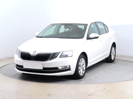 Škoda Octavia, 2018 - pohled č. 3