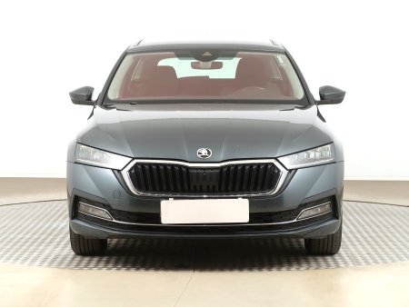 Škoda Octavia, 2020 - pohled č. 2