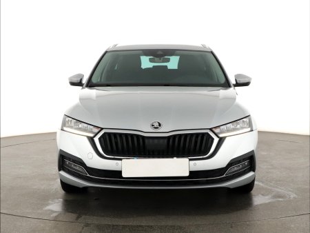Škoda Octavia, 2022 - pohled č. 2