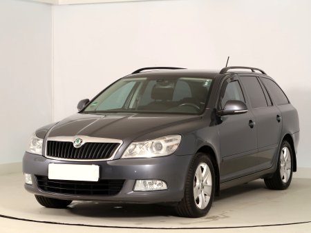 Škoda Octavia, 2012 - pohled č. 3