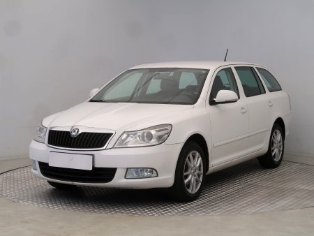Škoda Octavia, 2011 - pohled č. 3