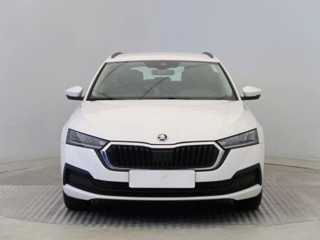 Škoda Octavia, 2021 - pohled č. 2