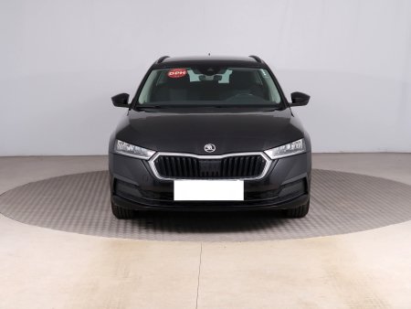 Škoda Octavia, 2023 - pohled č. 2