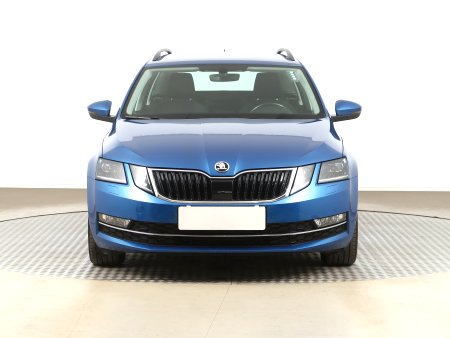 Škoda Octavia, 2020 - pohled č. 2