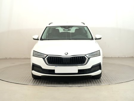 Škoda Octavia, 2020 - pohled č. 2