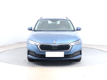 Škoda Octavia, 2020 - pohled č. 2