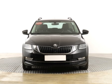 Škoda Octavia, 2018 - pohled č. 2